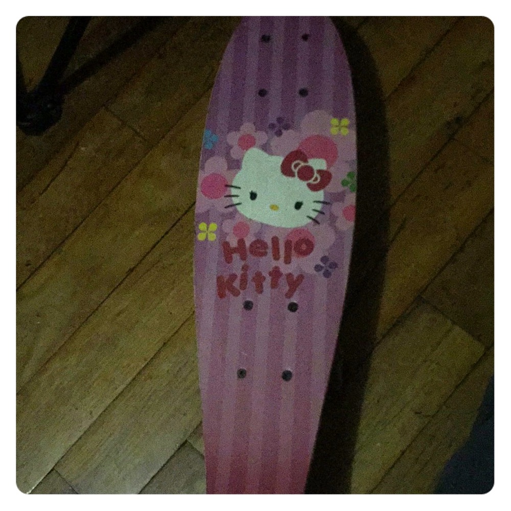 Hello kitty skateboard